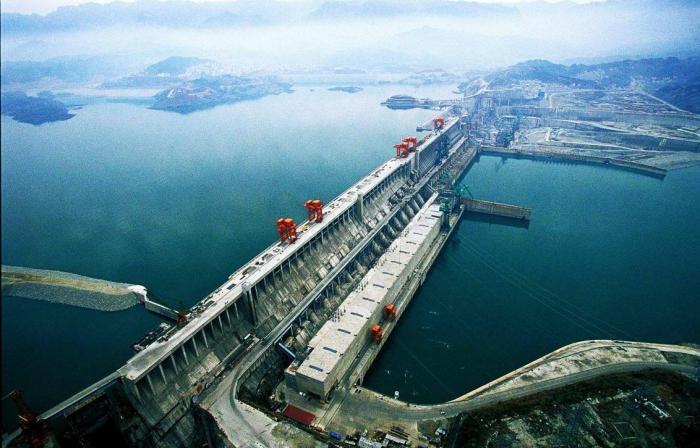 самая мощная в мире гидроэлектростанция