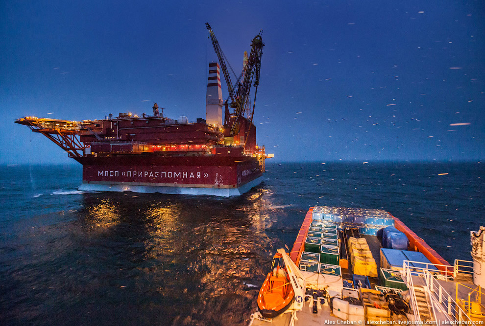 How extract oil in the Arctic on the Prirazlomnaya platform 20