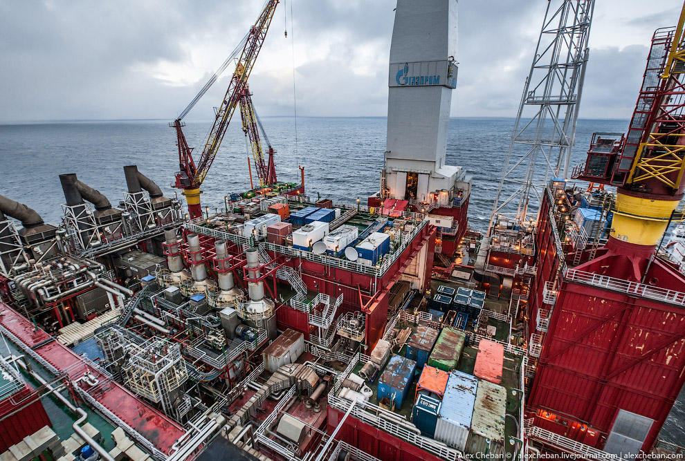 How extract oil in the Arctic on the Prirazlomnaya platform 26