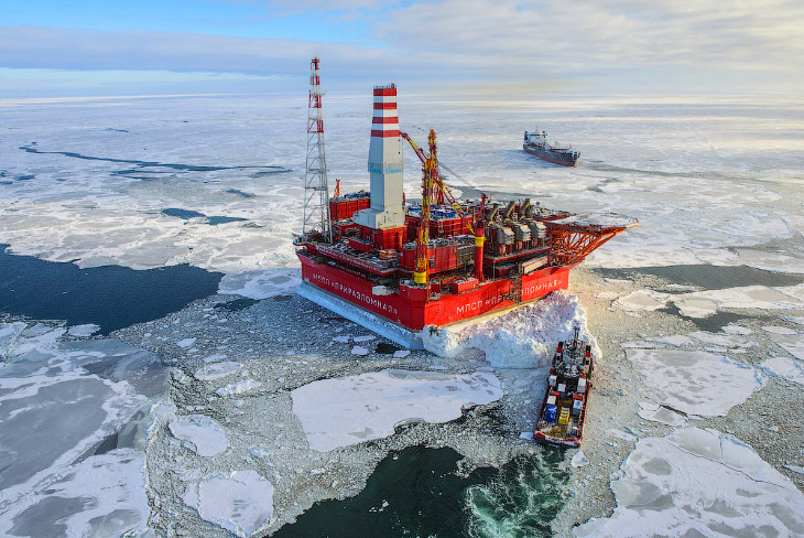 Как добывают нефть в Арктике: платформа «Приразломная»