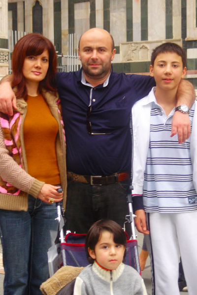 Михаил Хубутия с семьей