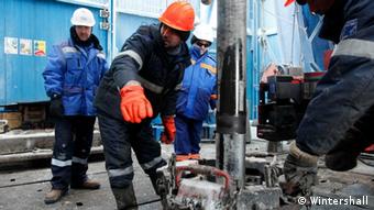 Добыча газа совместным предприятием Ачимгаз