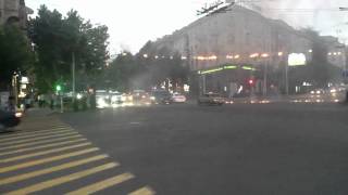 В центре Еревана горят провода